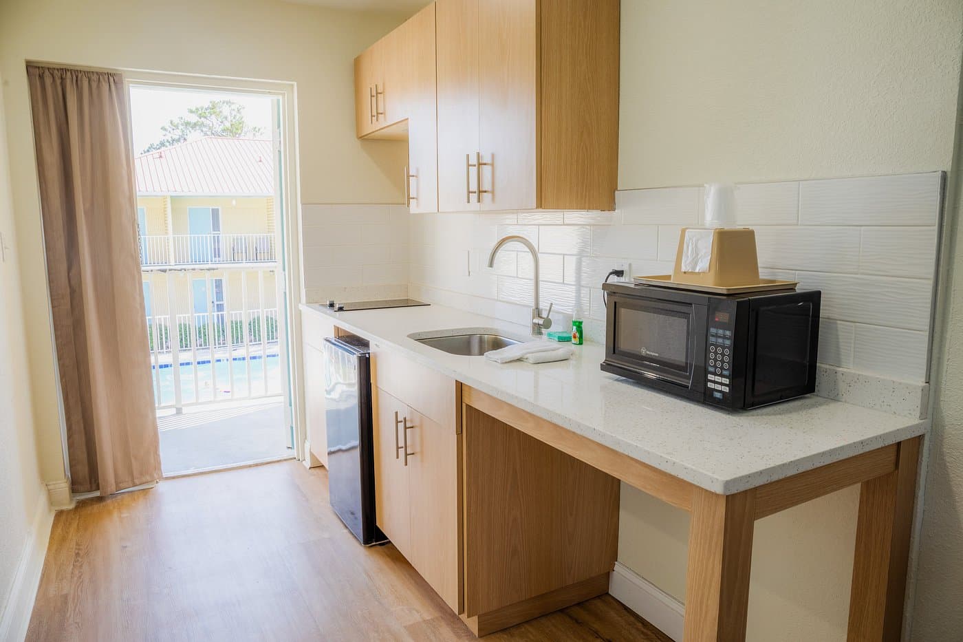2 Queen Beds with Kitchenette